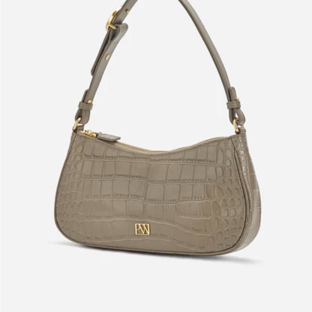 Elegant Parisa Wang Crocodile-Embossed Shoulder Bag
